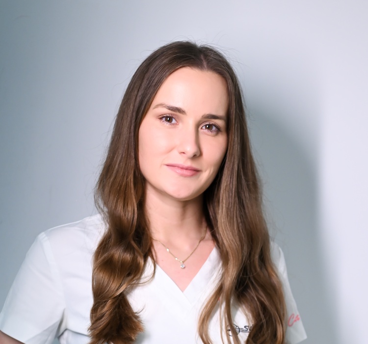dr. Laura Kramarić
